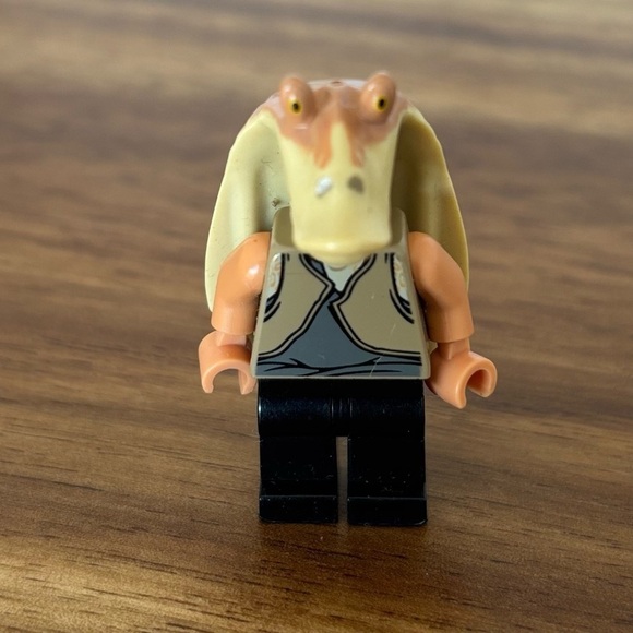 LEGO Jar Jar Binks Star Wars
MINI FIGURE - Picture 1 of 6